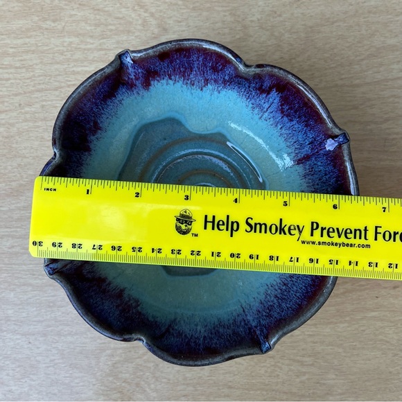 Blue Spruce Pottery 2021 Lotus Bowl In Medium/Small Size - Picture 16 of 16